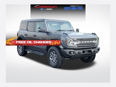 New 2025 Ford Bronco Badlands image 1