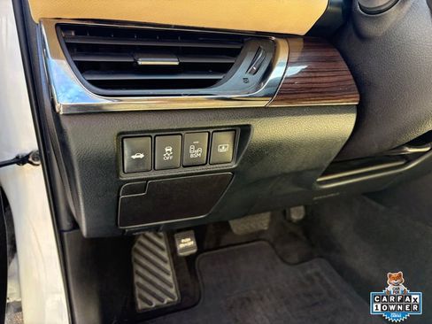 Used 2015 Toyota Avalon Limited FWD image 16