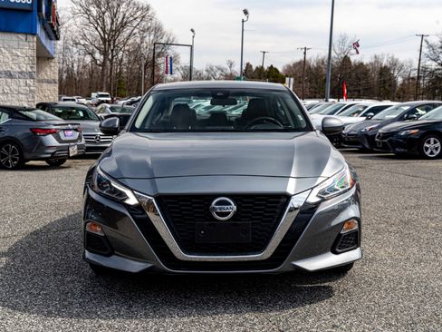 Used 2022 Nissan Altima 2.5 SV image 2