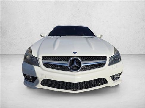Used 2009 Mercedes-Benz SL 550 image 2