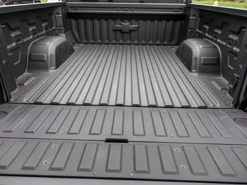 New 2026 Chevrolet Silverado 1500 High Country AWD/4WD image 7