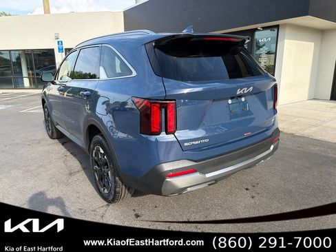 New 2026 Kia Sorento S w/ S Panoramic Sunroof Package AWD/4WD image 10