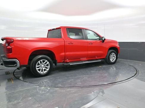 Used 2023 Chevrolet Silverado 1500 LT AWD/4WD image 7