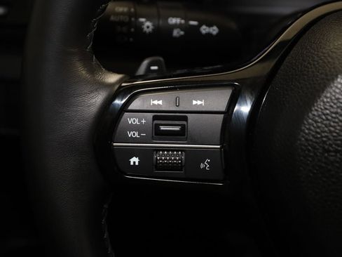 Used 2025 Honda Pilot EX-L image 35