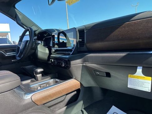 New 2026 Chevrolet Silverado 1500 High Country w/ LPO, Dark Essentials Package image 34