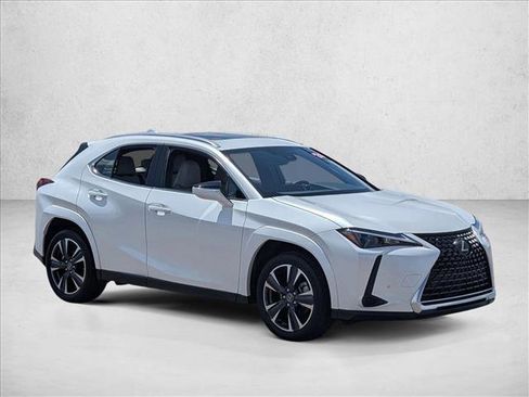 Used 2024 Lexus UX 250h FWD w/ Premium Package image 3