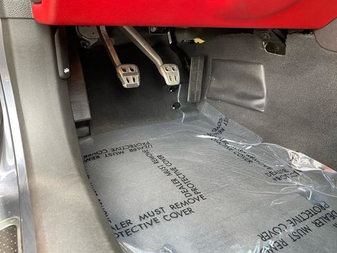 Used 2011 Chevrolet Corvette Grand Sport w/ Preferred Equipment Group RWD image 12