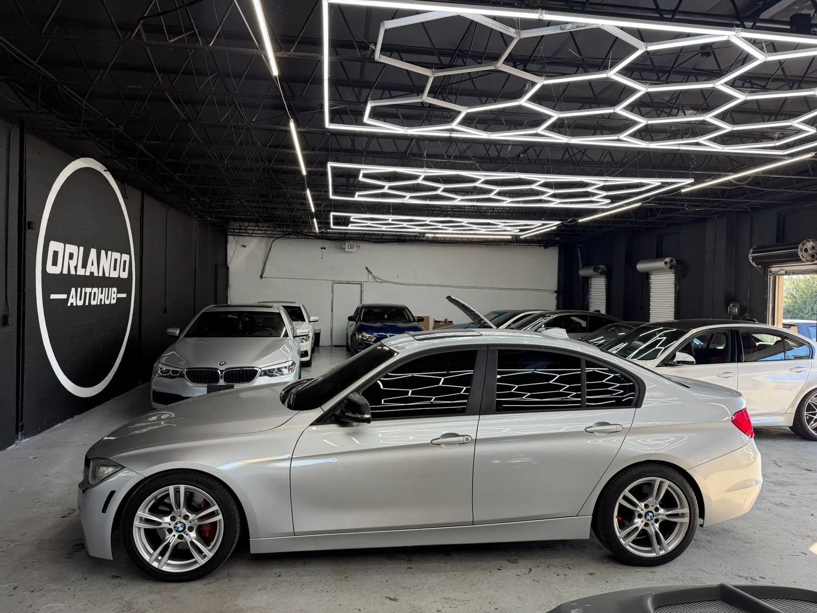 Used 2014 BMW 335i Sedan RWD image 2