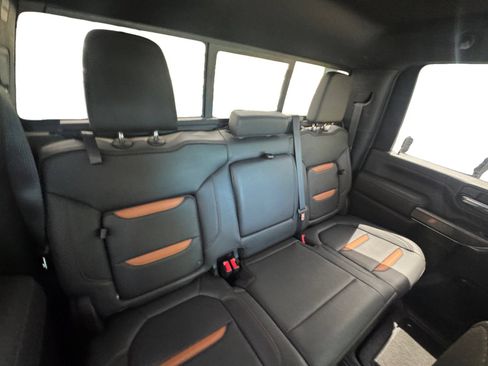 Used 2023 GMC Sierra 3500 AT4 w/ AT4 Preferred Package AWD/4WD image 16