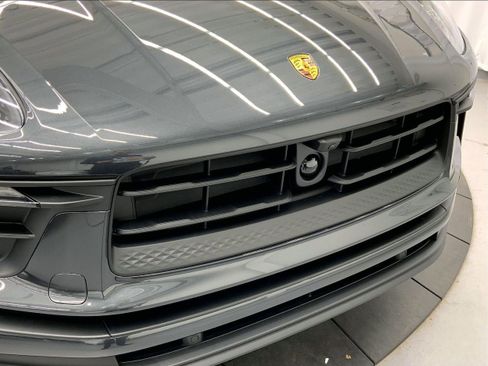 New 2026 Porsche Macan image 27