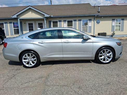Used 2014 Chevrolet Impala LT FWD image 9