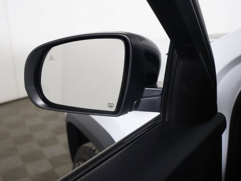 Used 2022 Jeep Cherokee Trailhawk w/ Comfort/Convenience Group image 29