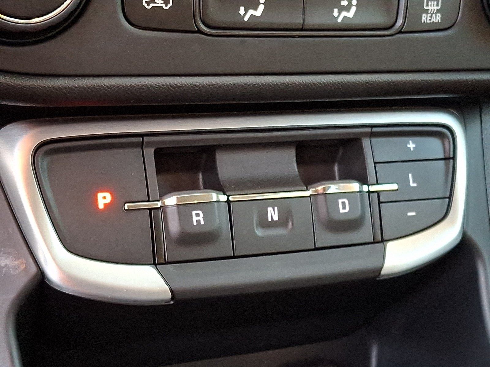 Certified 2024 GMC Terrain SLE FWD image 16