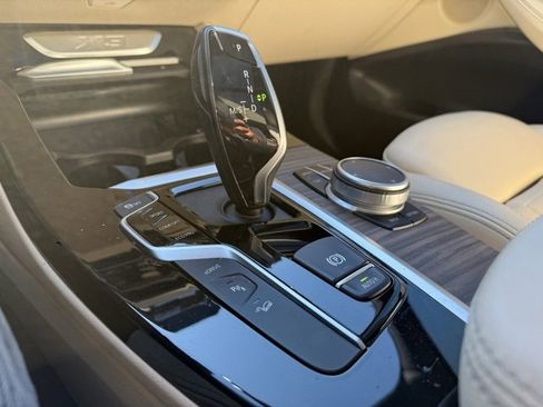 Used 2020 BMW X3 xDrive30e w/ Premium Package image 27