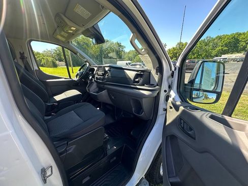 Used 2025 Ford Transit 250 Low Roof w/ Exterior Upgrade Package RWD image 12