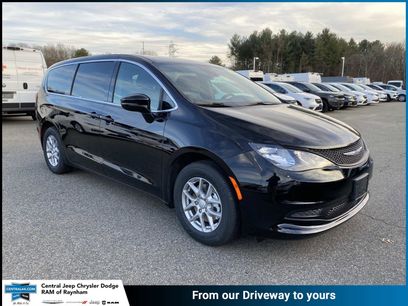 New 2026 Chrysler Voyager LX