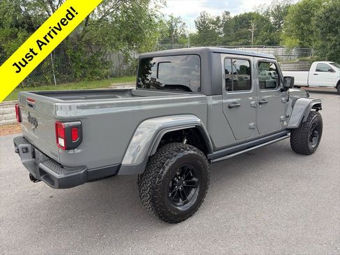 Used 2020 Jeep Gladiator Sport w/ Quick Order Package 24S AWD/4WD image 9