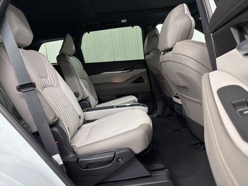 New 2026 INFINITI QX60 Autograph image 38