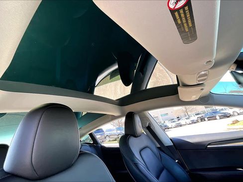 Used 2023 Tesla Model 3 Performance image 13