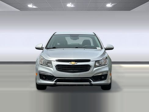 Used 2015 Chevrolet Cruze LT FWD image 5