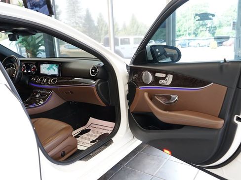 Used 2019 Mercedes-Benz E 300 w/ Premium 1 Package image 43