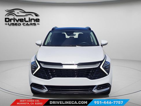 Used 2025 Kia Sportage EX w/ Premium Package AWD/4WD image 2