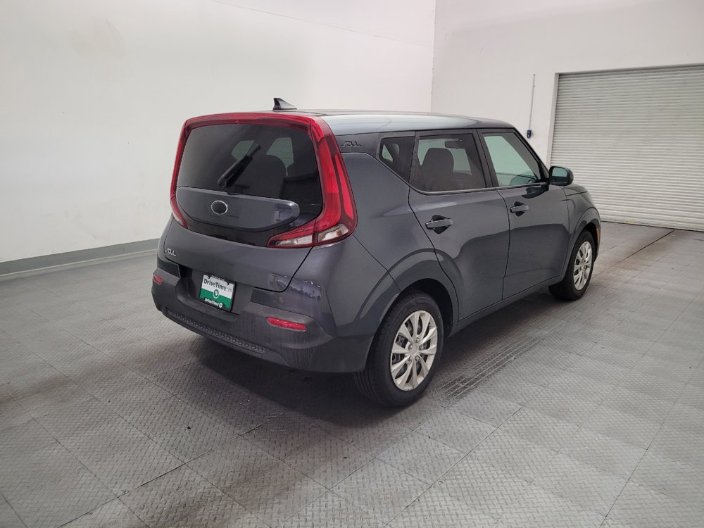 Used 2020 Kia Soul LX FWD image 9