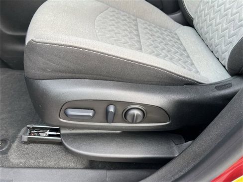 Certified 2023 Chevrolet Equinox LT image 14