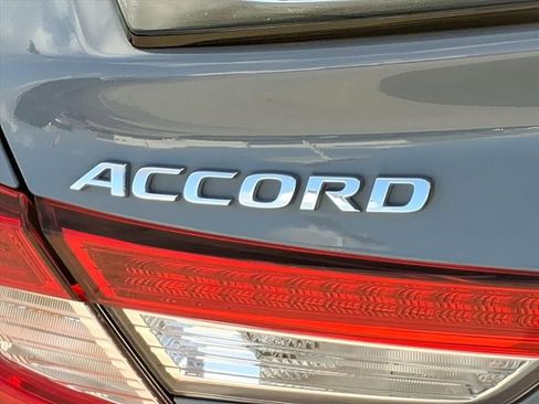 Used 2022 Honda Accord Sport image 11