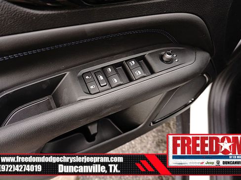 New 2026 Jeep Compass Latitude image 39