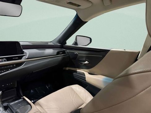 Used 2019 Lexus ES 350 w/ Accessory Package image 13