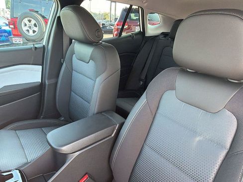 New 2026 Chevrolet Trax LT w/ Driver Confidence Package FWD image 4
