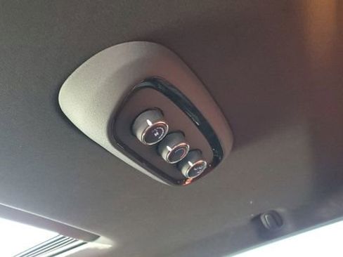 Certified 2023 Dodge Durango SRT image 27