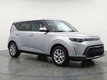 Used 2025 Kia Soul LX w/ LX Technology Package