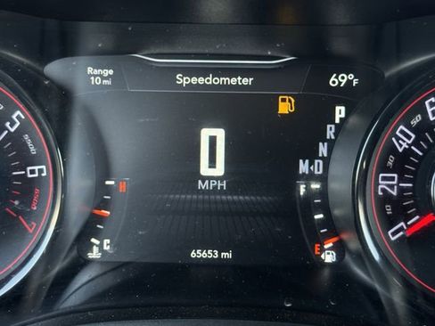 Used 2021 Dodge Challenger SXT w/ Blacktop Package image 14