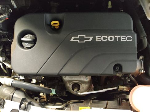 Used 2020 Chevrolet Spark LT FWD image 30