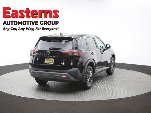 Used 2023 Nissan Rogue S AWD/4WD image 40