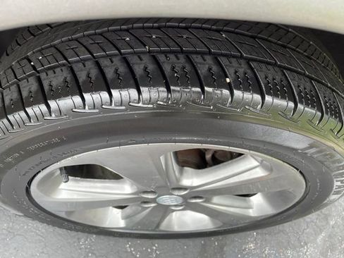 Used 2013 Buick Encore Convenience FWD image 22