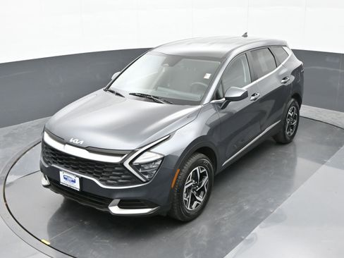 Used 2023 Kia Sportage LX image 31