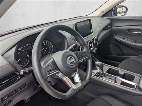 Used 2024 Nissan Sentra SV image 10