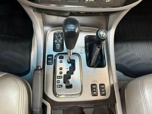 Used 2006 Toyota Land Cruiser AWD/4WD image 15