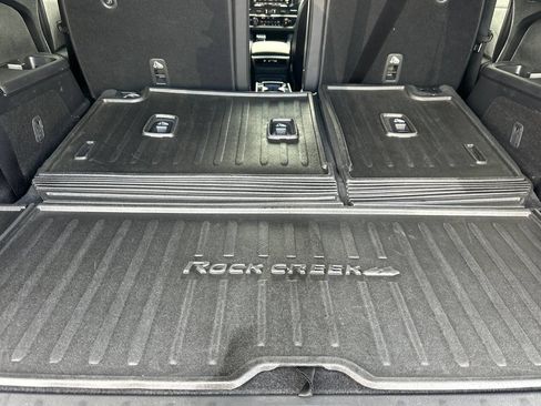 Used 2025 Nissan Pathfinder Rock Creek AWD/4WD image 17