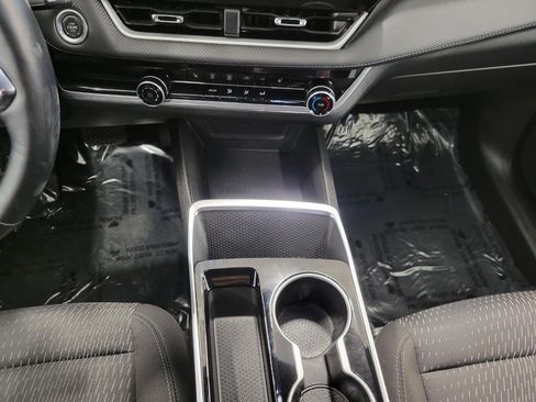 Used 2025 Chevrolet Equinox LT image 16