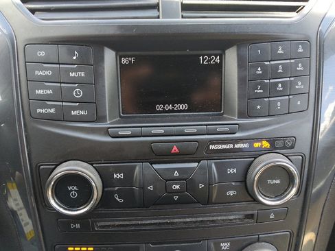 Used 2017 Ford Explorer FWD image 25