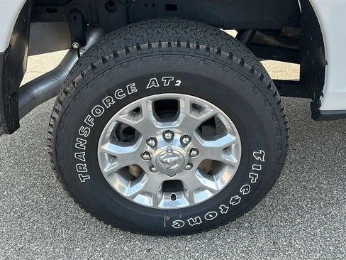 Used 2024 RAM 2500 Laramie AWD/4WD image 11