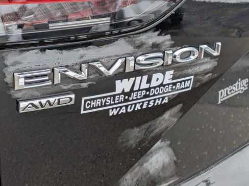 Used 2021 Buick Envision Essence w/ Technology Package I image 12