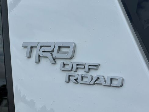 Used 2022 Toyota 4Runner TRD Off-Road Premium image 22