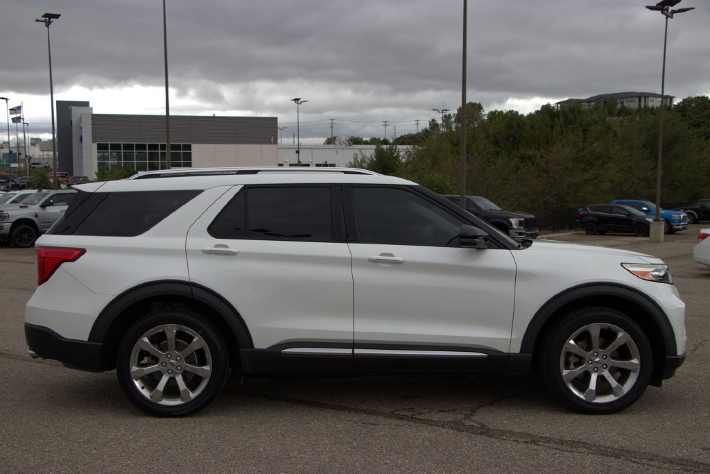 Used 2020 Ford Explorer Platinum w/ Premium Technology Package AWD/4WD image 7