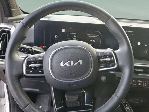 Certified 2024 Kia Sorento SX Prestige image 22