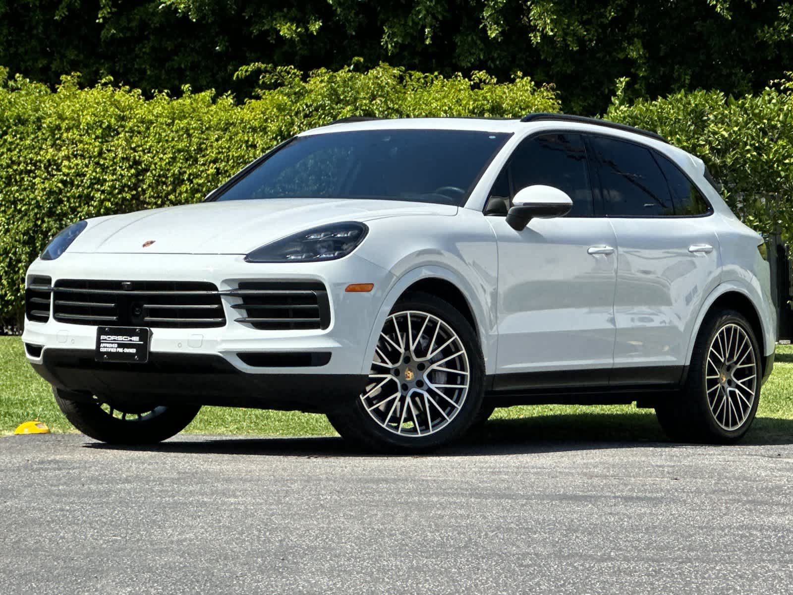 Used 2022 Porsche Cayenne Platinum Edition AWD/4WD image 1